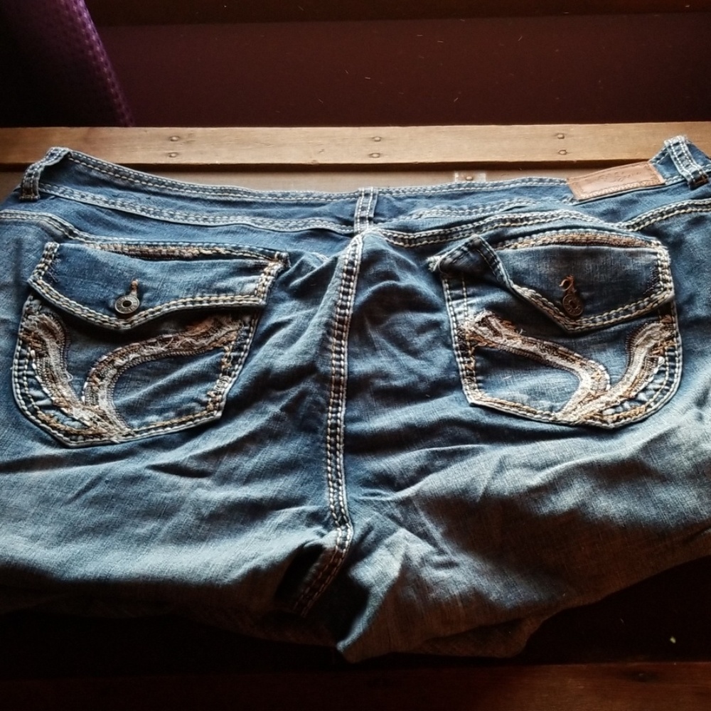 Jeans - Picture 4 of 4